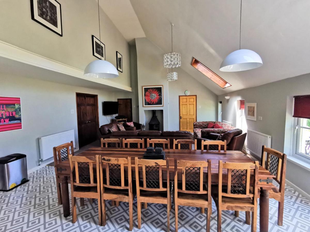 Wellstone Cottages - Honey Coach House Llanfyrnach Extérieur photo
