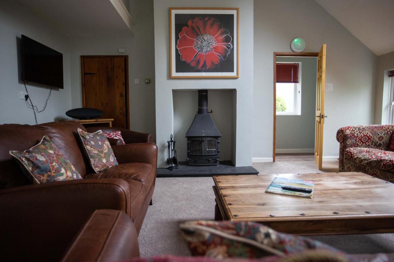 Wellstone Cottages - Honey Coach House Llanfyrnach Extérieur photo